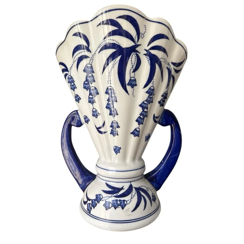 Bombay Made in‎ China Blue White Floral Fan Shaped Vase with Handles